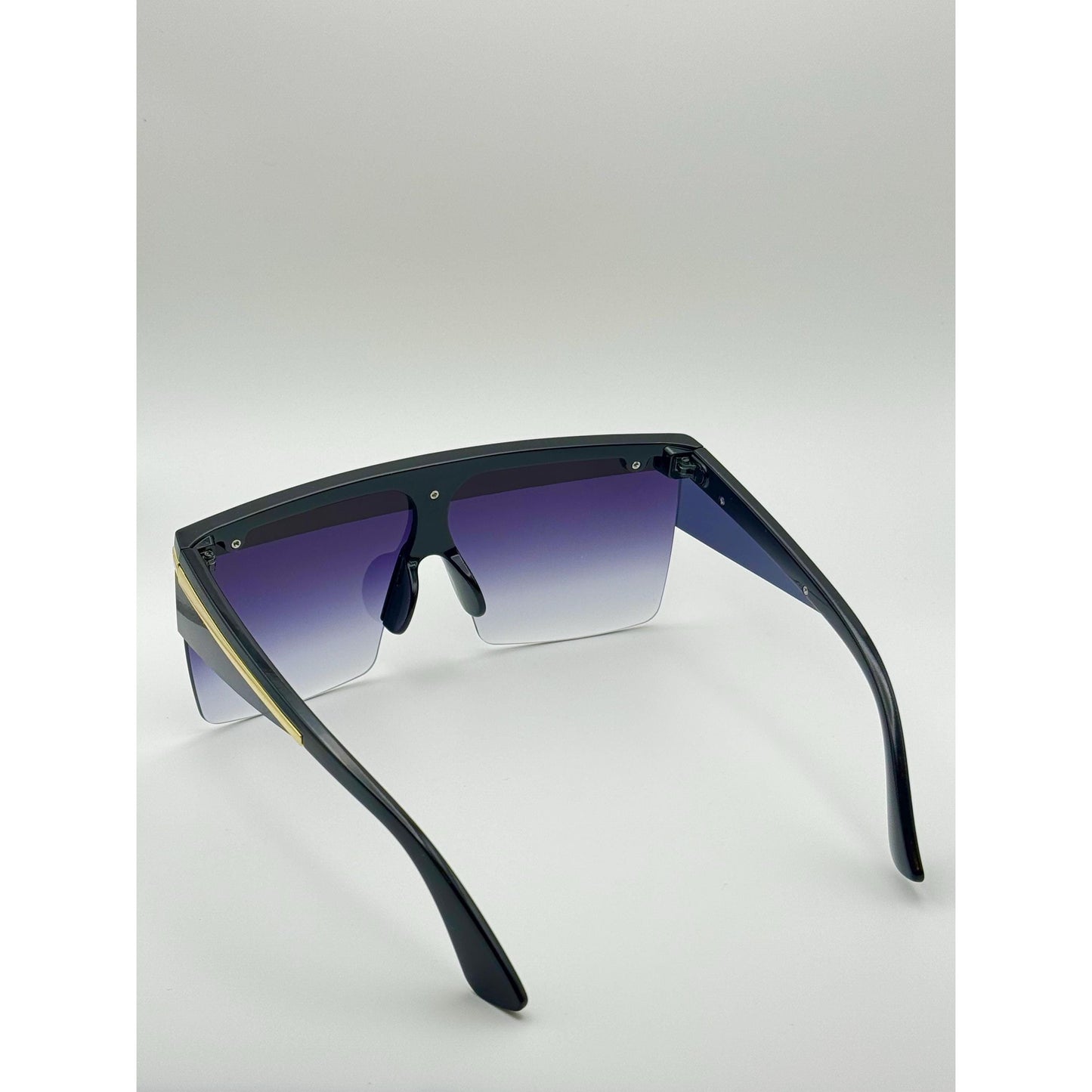 Oversized Celebrity Shield Sunglasses - Gradient Purple Lens, Gold Trim, Unisex Fashion Visor for Festivals with Personalized Case