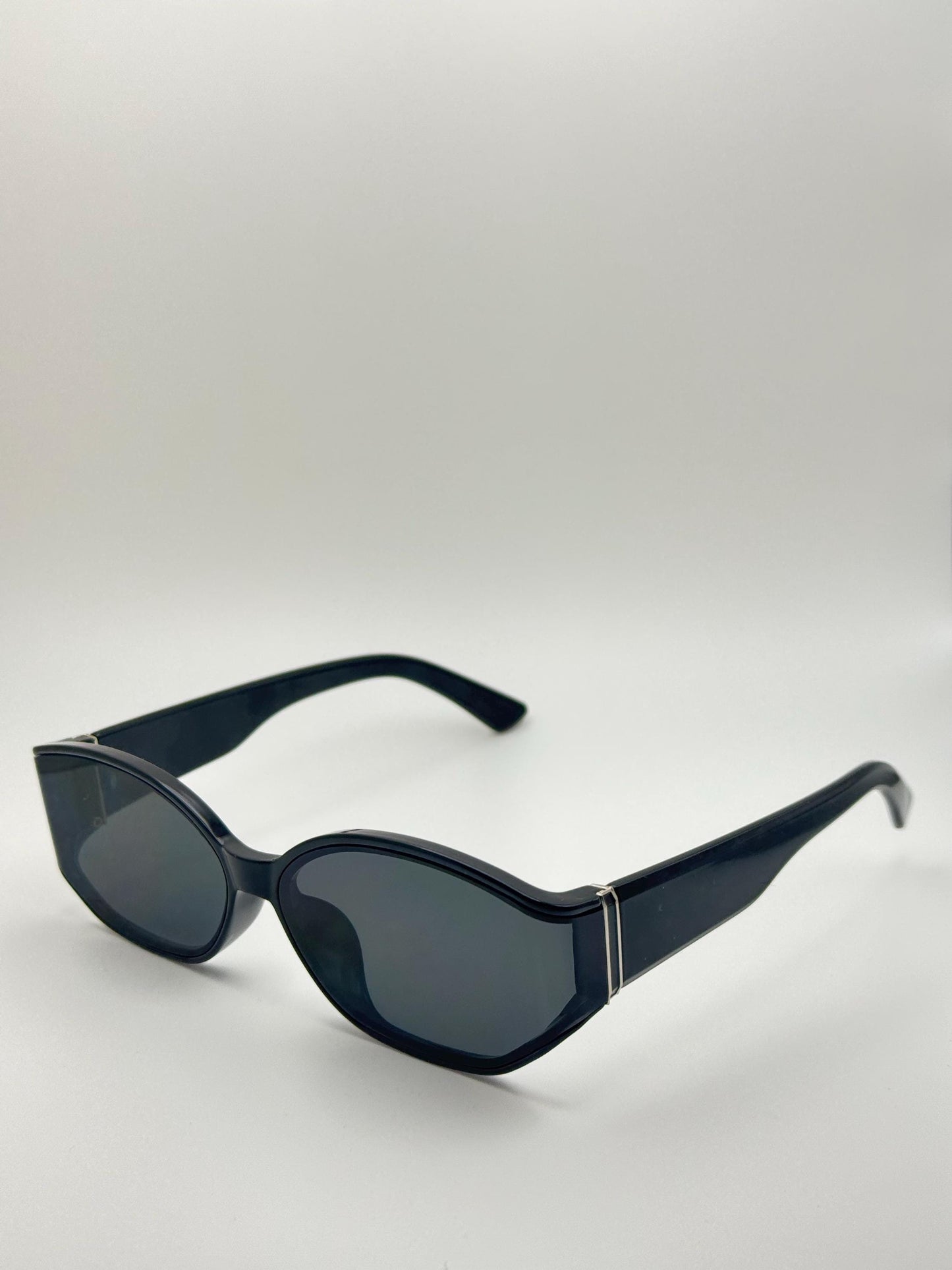 Small Oval Sunglasses – Retro 90s Vintage UV400 Shades for Men & Women