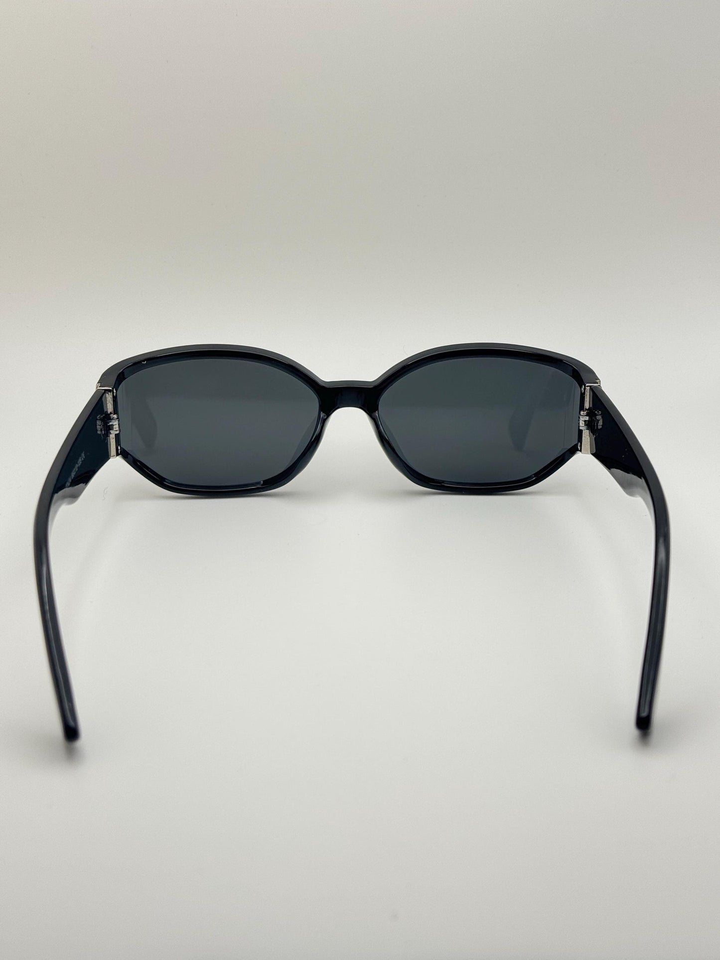 Small Oval Sunglasses – Retro 90s Vintage UV400 Shades for Men & Women