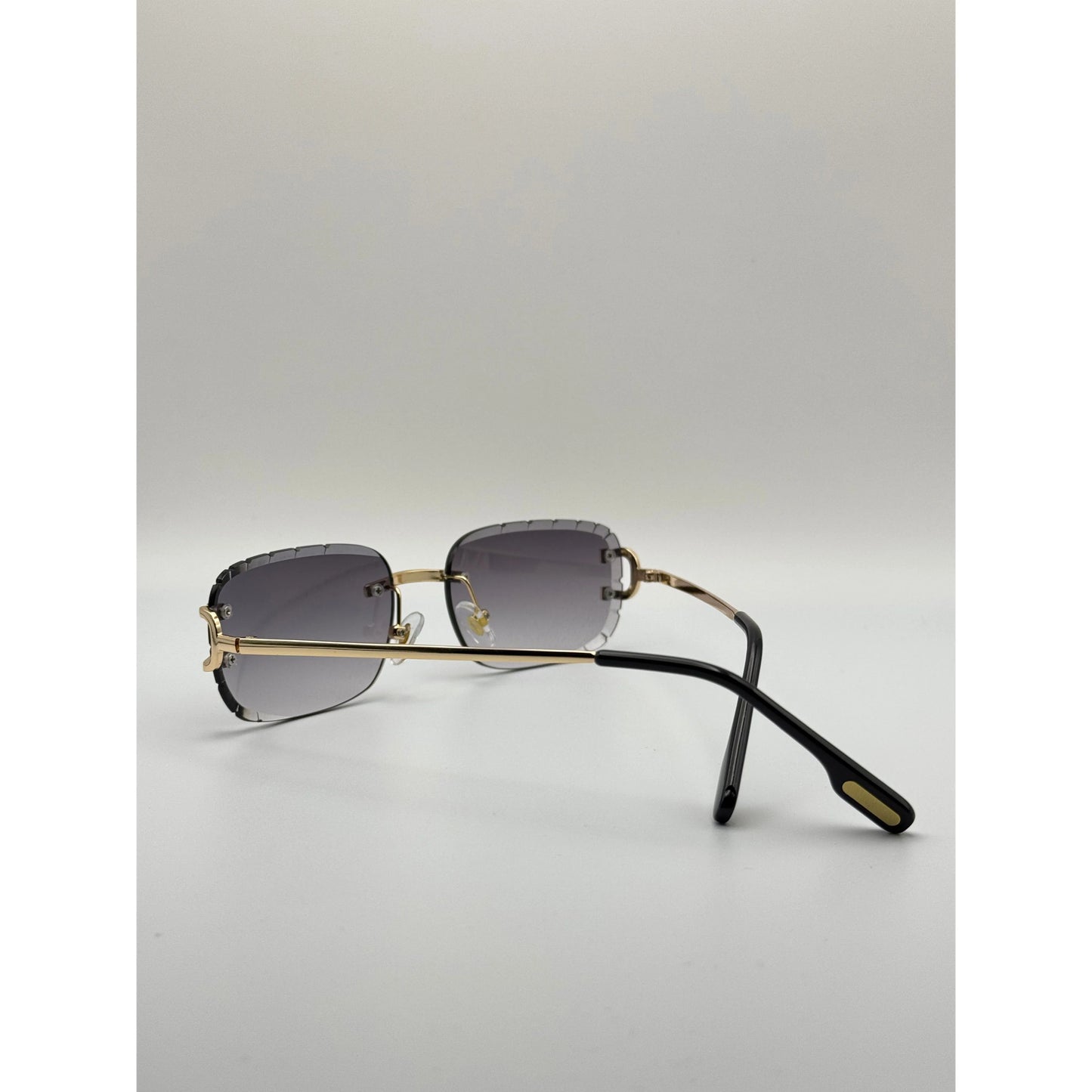 Luxury Diamond-cutted Rimless Square Gradient Sunglasses with Gold Frame and Elegant Detailing - Designer UV Protection Eyewear