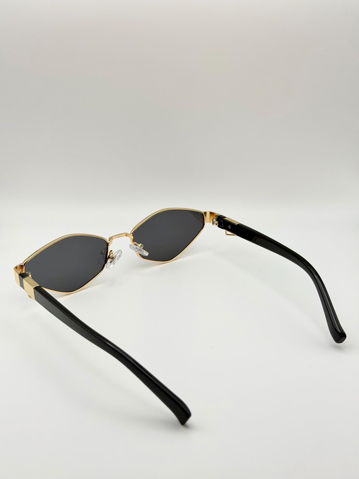 Vintage Rimless Rectangle Sunglasses with Gold Chain, Retro Y2K Narrow Shades