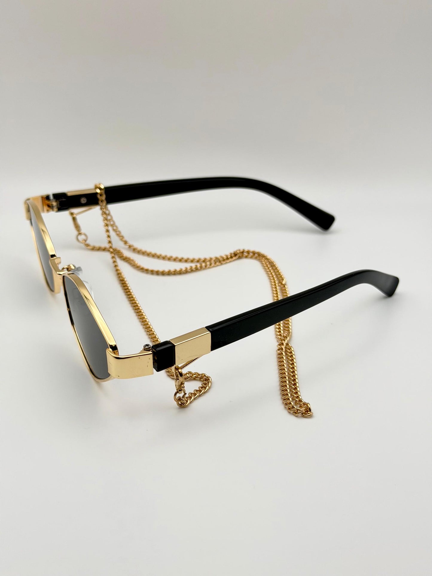 Vintage Rimless Rectangle Sunglasses with Gold Chain, Retro Y2K Narrow Shades